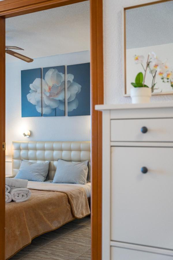 Torres Del Sol Beach Front Apartment Ph06 Los Cristianos  Luaran gambar
